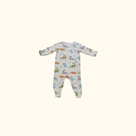 Why Mez' Amours Cloud Velcro Closures Designs Are a Game Changer for Baby Clothes