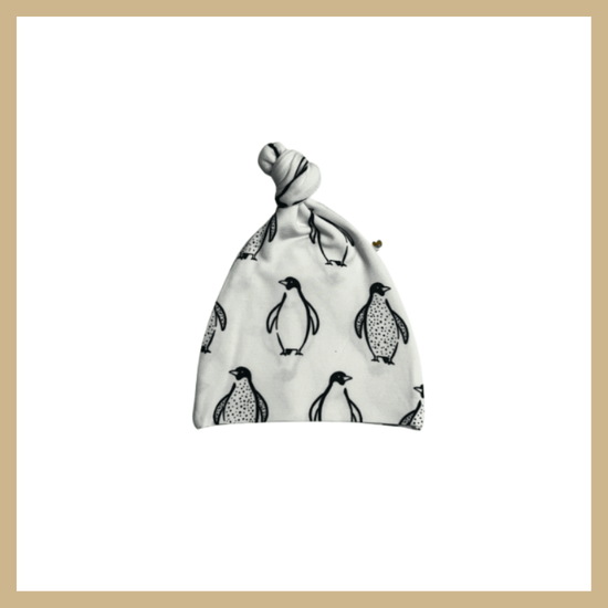 Knotted Hat | Penguin