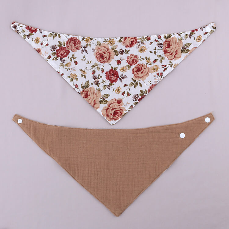 Camélia Bib and Bow