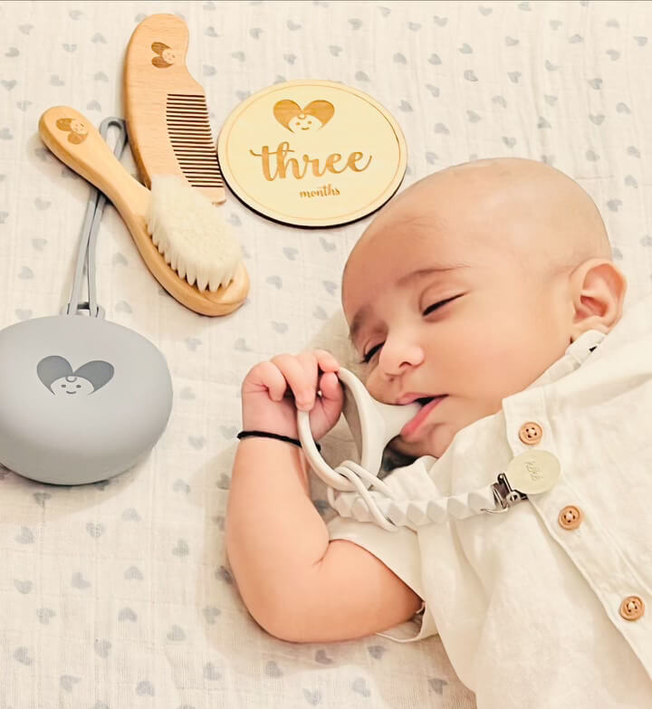 Grey - kéké Silicone Pacifier & Clip